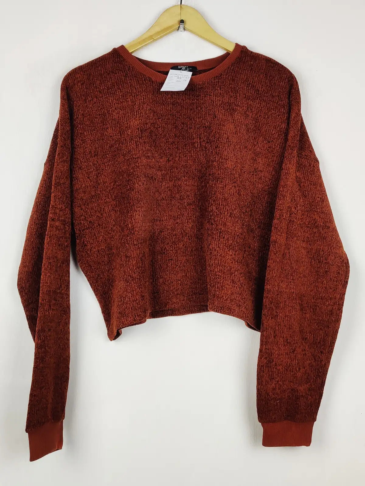 Buy online pre-used pre-loved 100% authentic & Original branded Bershka (WT-11795) available in Pakistan. Top international brands avilable.
