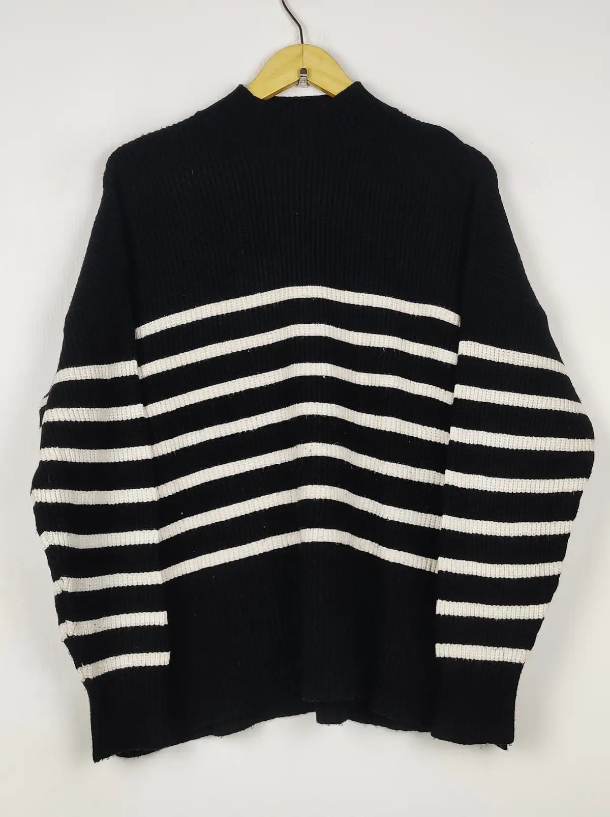 Buy online pre-used pre-loved 100% authentic & Original branded Dunnes Stores (WT-11822) available in Pakistan. Top international brands avilable.