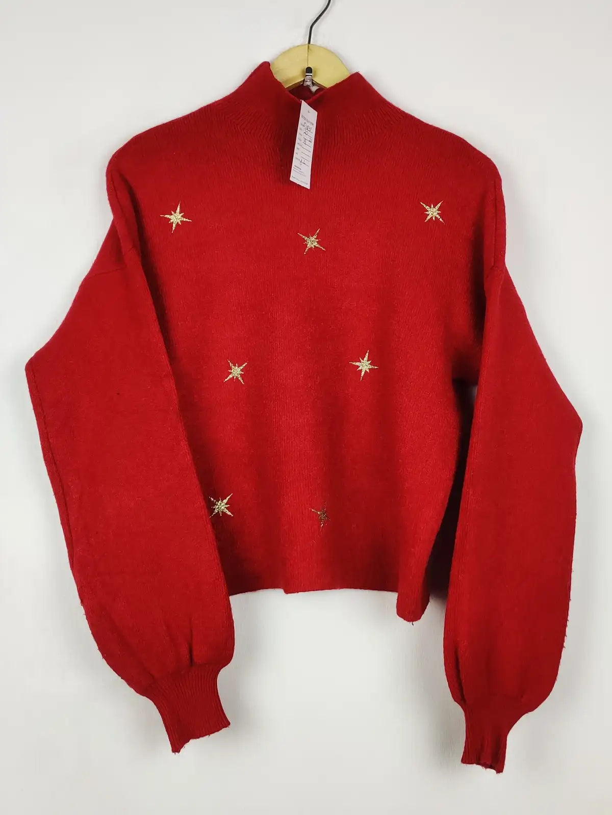 Buy online pre-used pre-loved 100% authentic & Original branded Unknown Brand (WT-11843) available in Pakistan. Top international brands avilable.