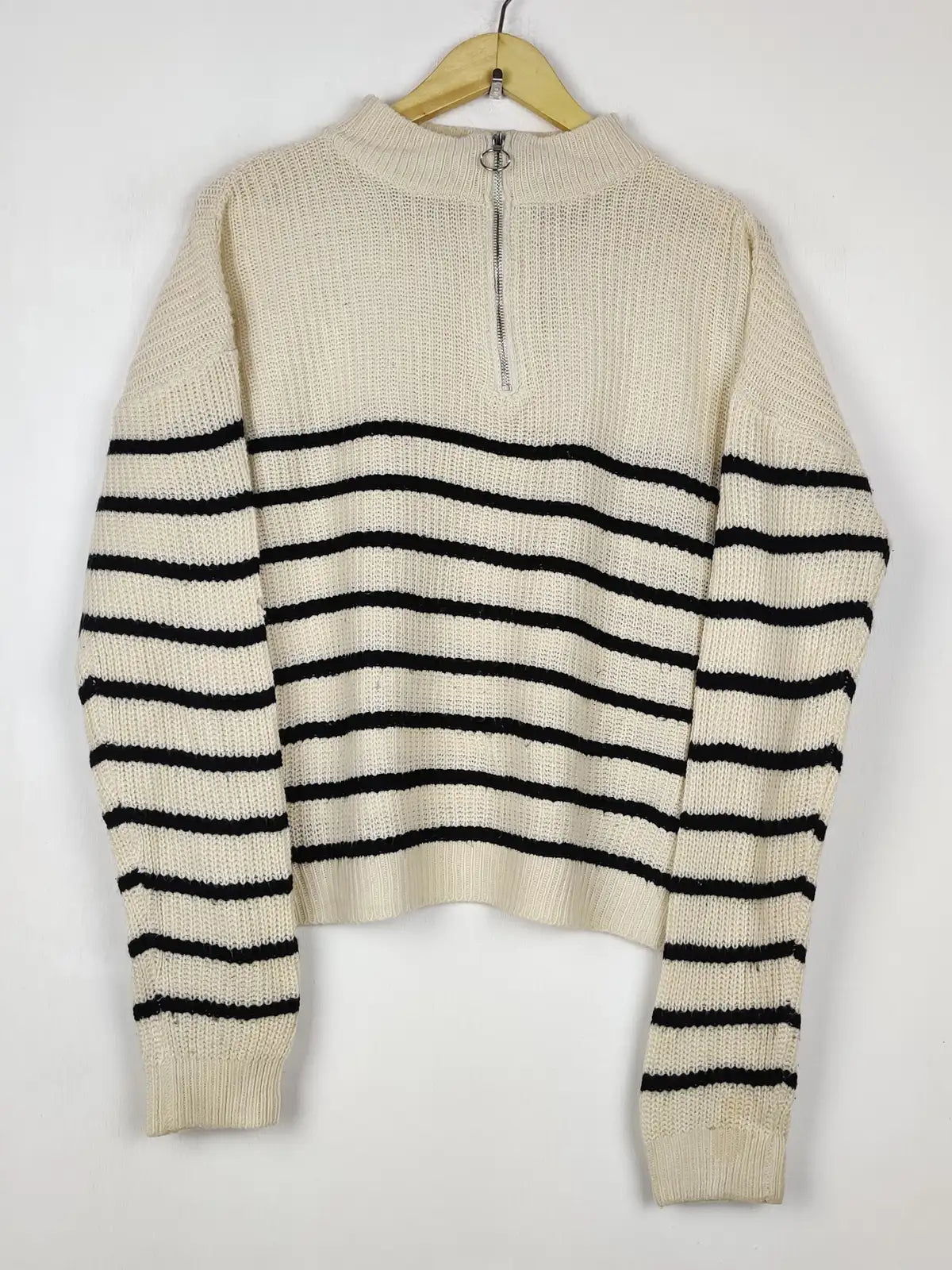 Buy online pre-used pre-loved 100% authentic & Original branded Shein (WT-11852) available in Pakistan. Top international brands avilable.