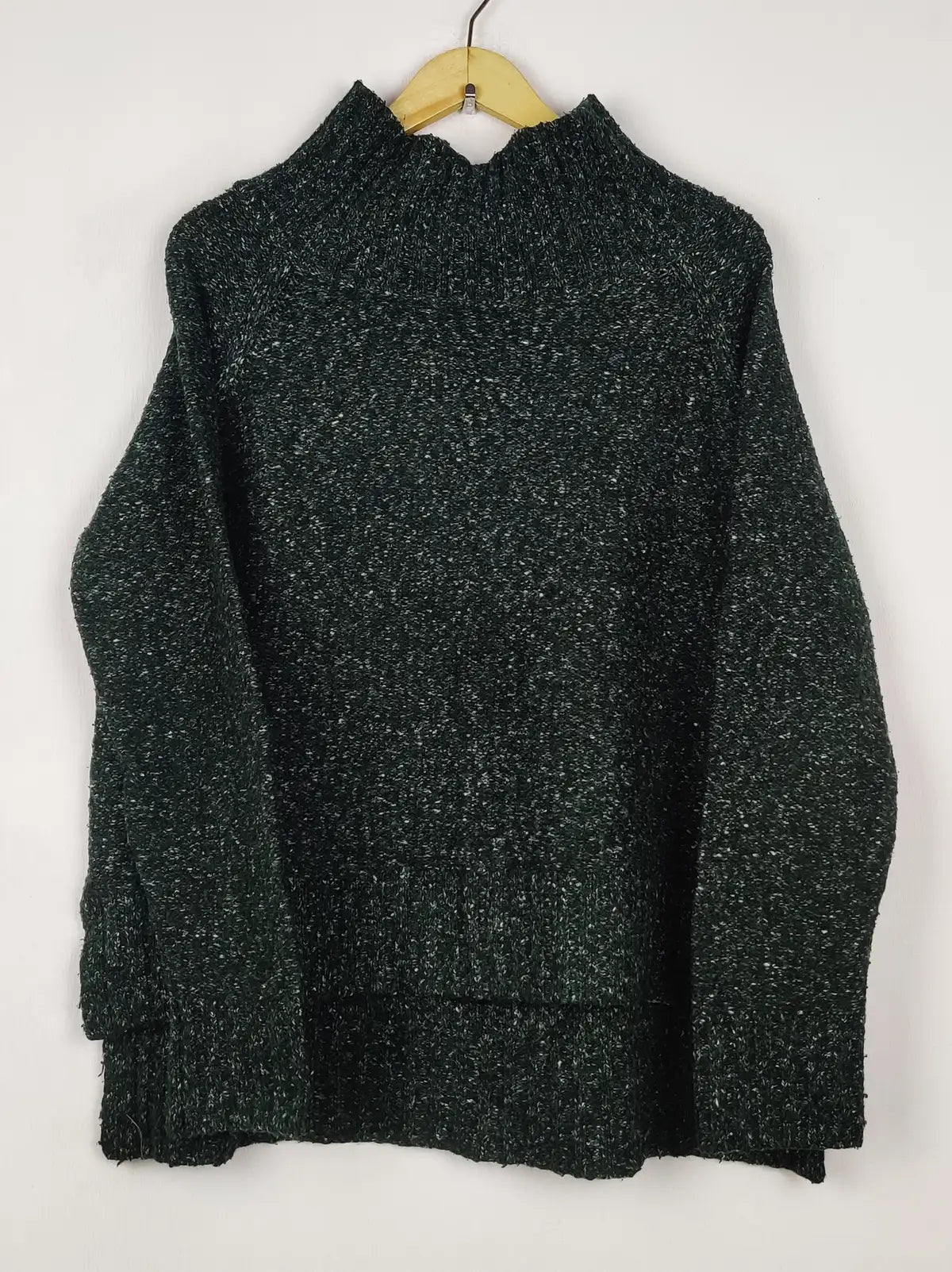 Buy online pre-used pre-loved 100% authentic & Original branded Maison Scotch (WT-11861) available in Pakistan. Top international brands avilable.