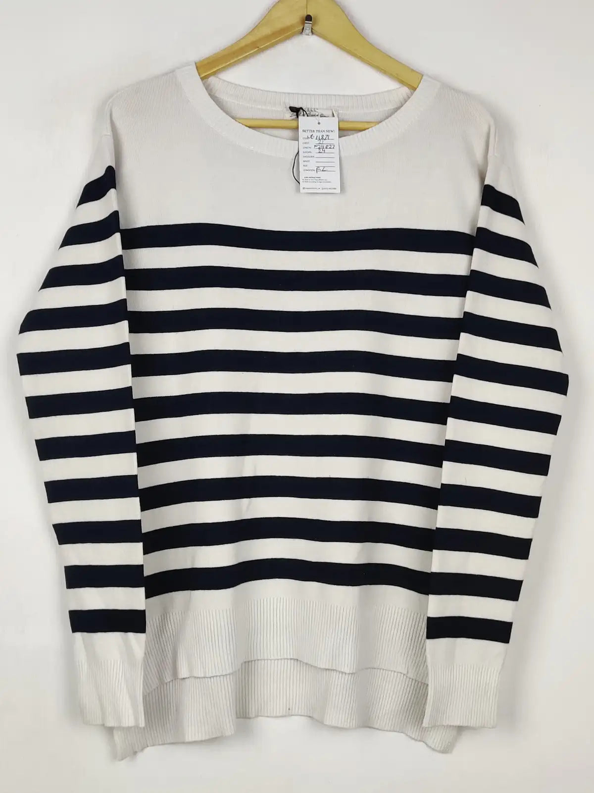 Buy online pre-used pre-loved 100% authentic & Original branded H&M (WT-11871) available in Pakistan. Top international brands avilable.