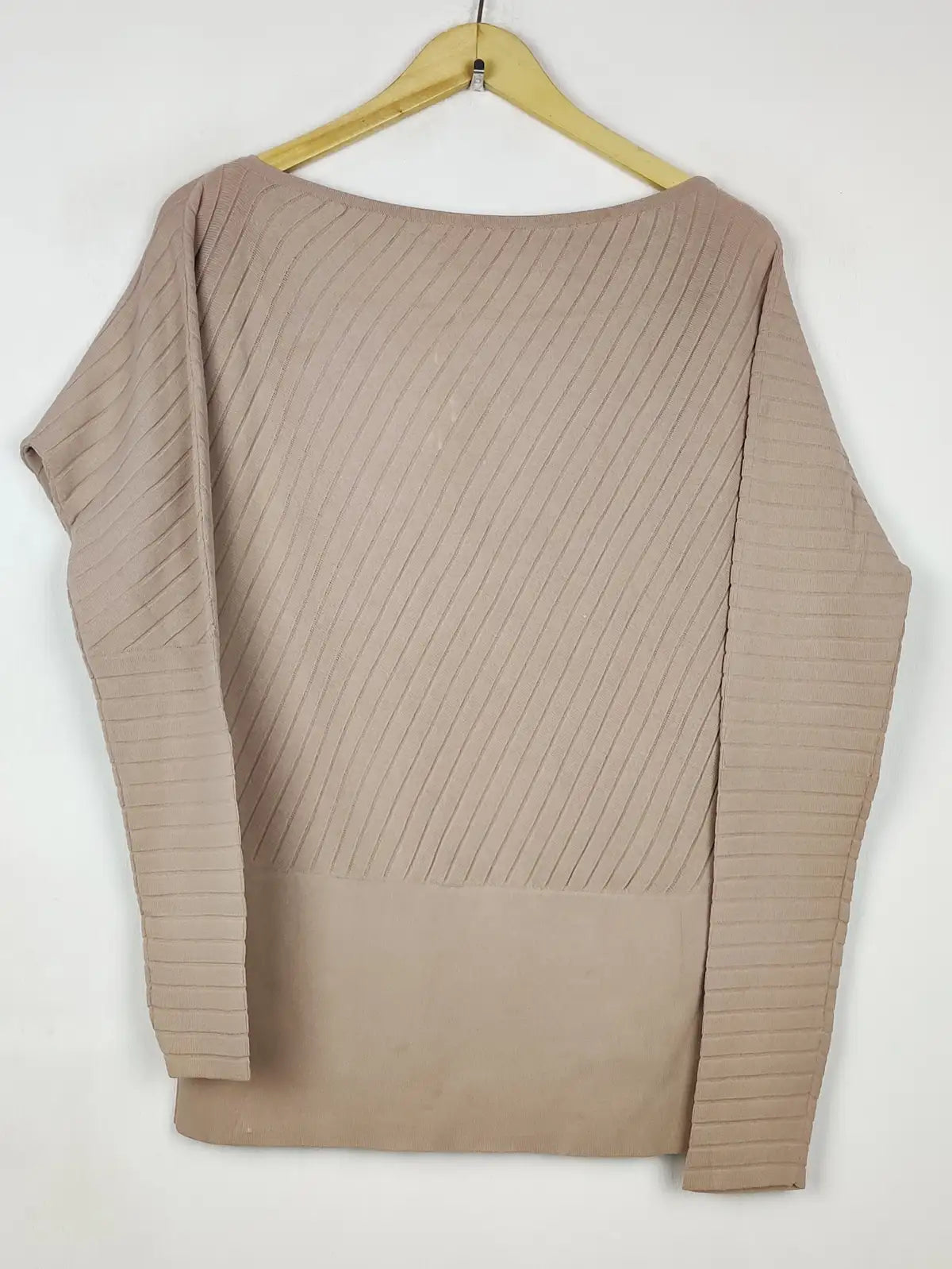 Buy online pre-used pre-loved 100% authentic & Original branded Paul Costelloe (WT-11876) available in Pakistan. Top international brands avilable.