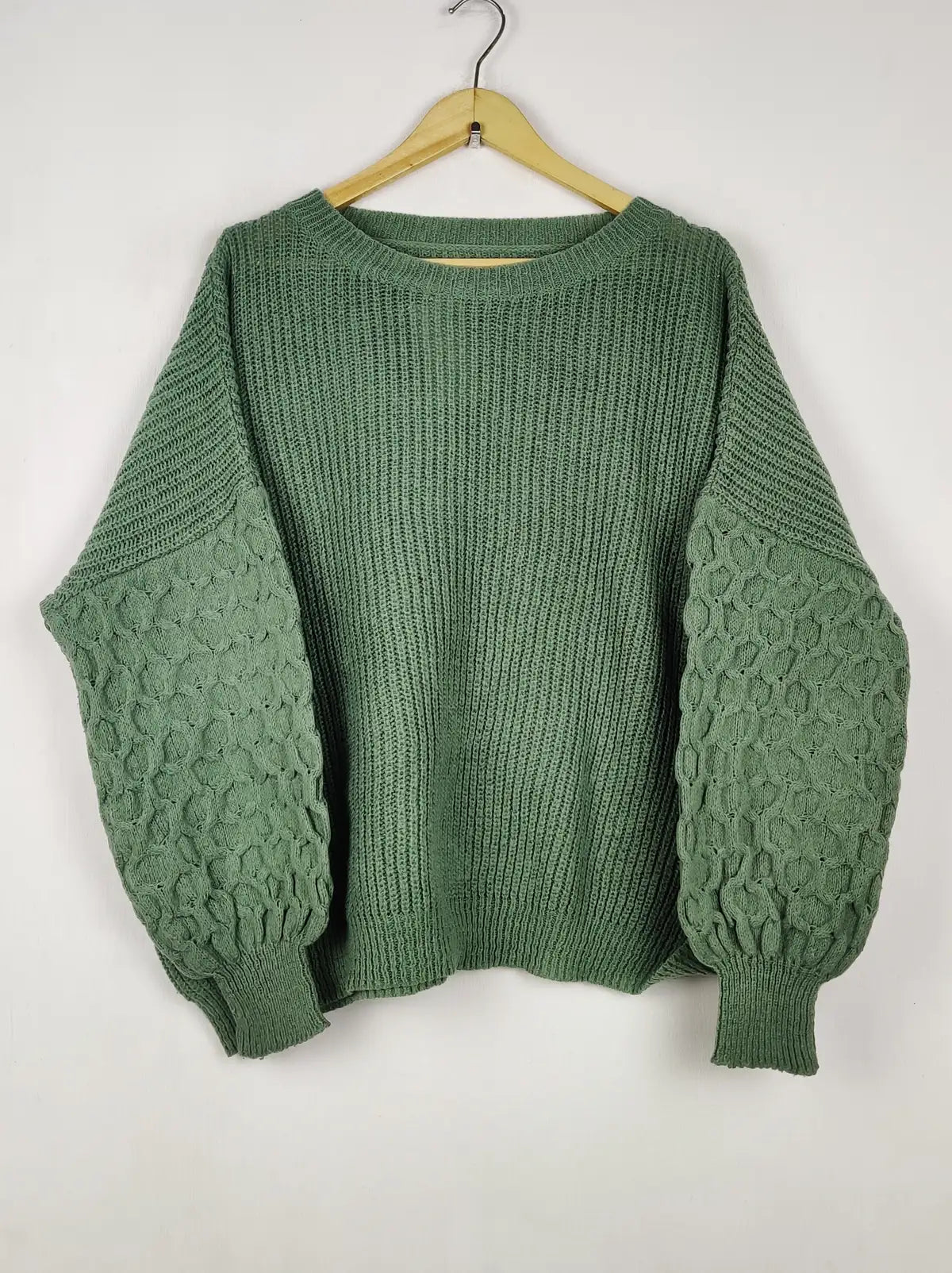 Buy online pre-used pre-loved 100% authentic & Original branded Shein (WT-11901) available in Pakistan. Top international brands avilable.