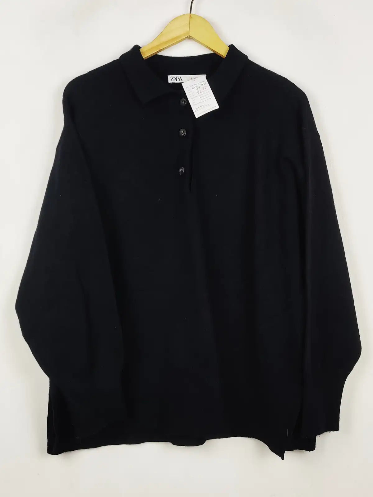 Buy online pre-used pre-loved 100% authentic & Original branded Zara (WT-11945) available in Pakistan. Top international brands avilable.