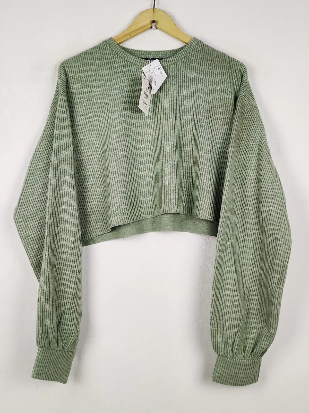 Buy online pre-used pre-loved 100% authentic & Original branded Bershka (WT-11949) available in Pakistan. Top international brands avilable.