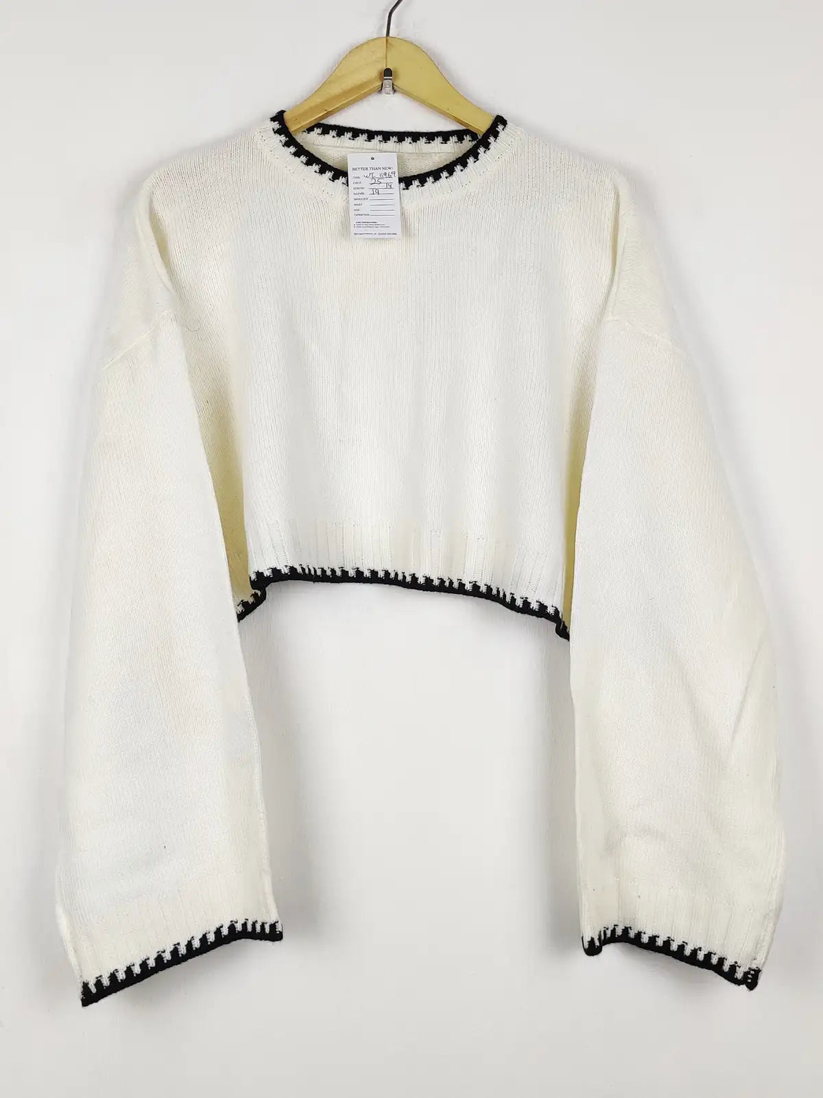 Buy online pre-used pre-loved 100% authentic & Original branded Unknown Brand (WT-11969) available in Pakistan. Top international brands avilable.
