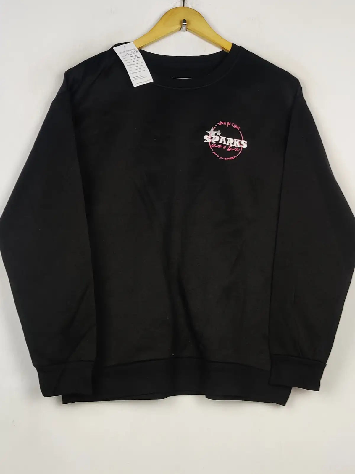 Buy online pre-used pre-loved 100% authentic & Original branded Unknown Brand (WT-12114) available in Pakistan. Top international brands avilable.