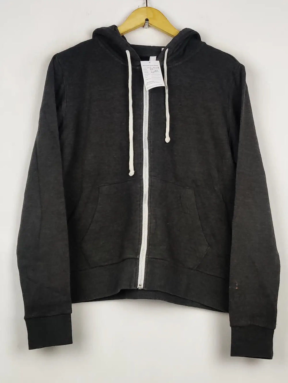 Buy online pre-used pre-loved 100% authentic & Original branded H&M (WT-12119) available in Pakistan. Top international brands avilable.