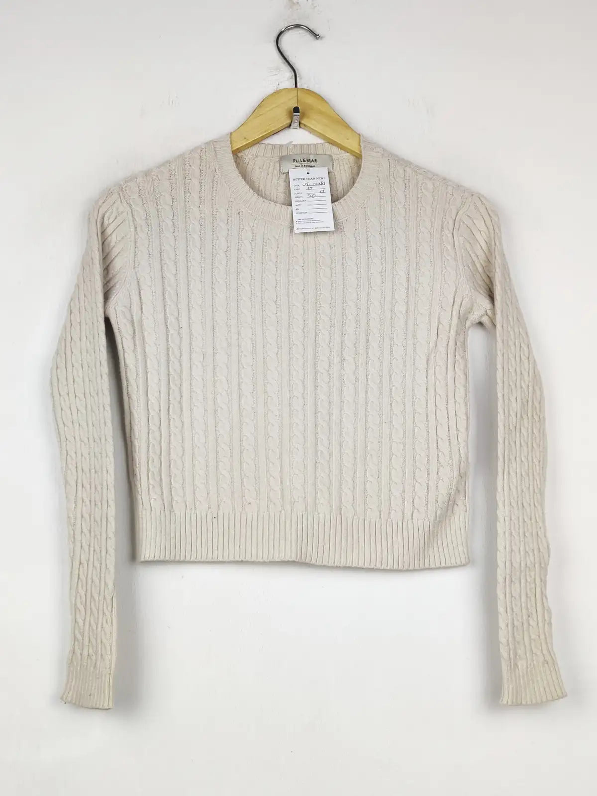 Buy online pre-used pre-loved 100% authentic & Original branded Pull&Bear (WT-12281) available in Pakistan. Top international brands avilable.