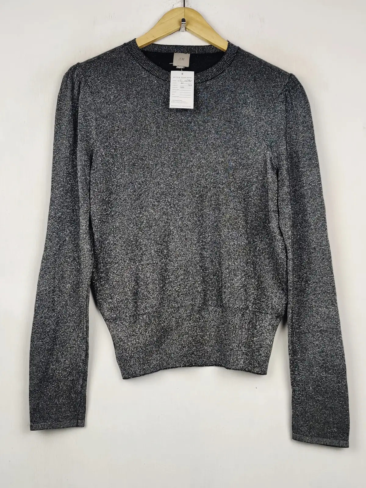 Buy online pre-used pre-loved 100% authentic & Original branded H&M (WT-12282) available in Pakistan. Top international brands avilable.