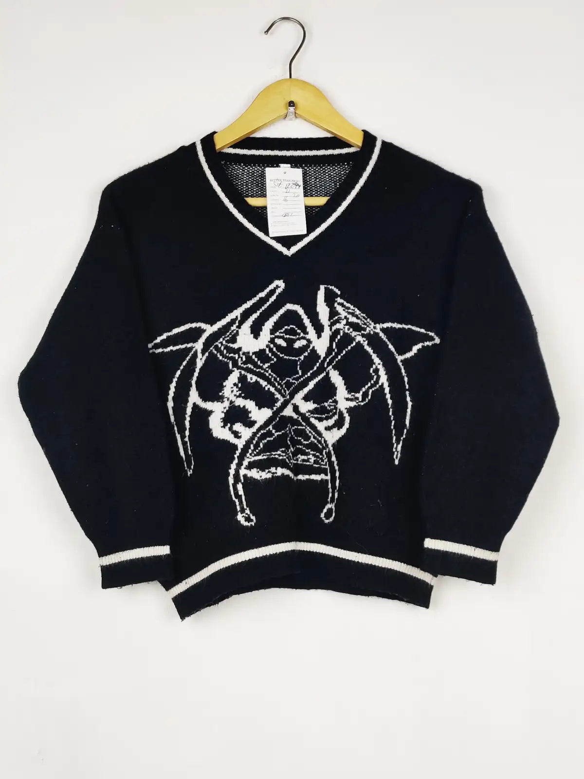 Buy online pre-used pre-loved 100% authentic & Original branded Unknown Brand (WT-12294) available in Pakistan. Top international brands avilable.