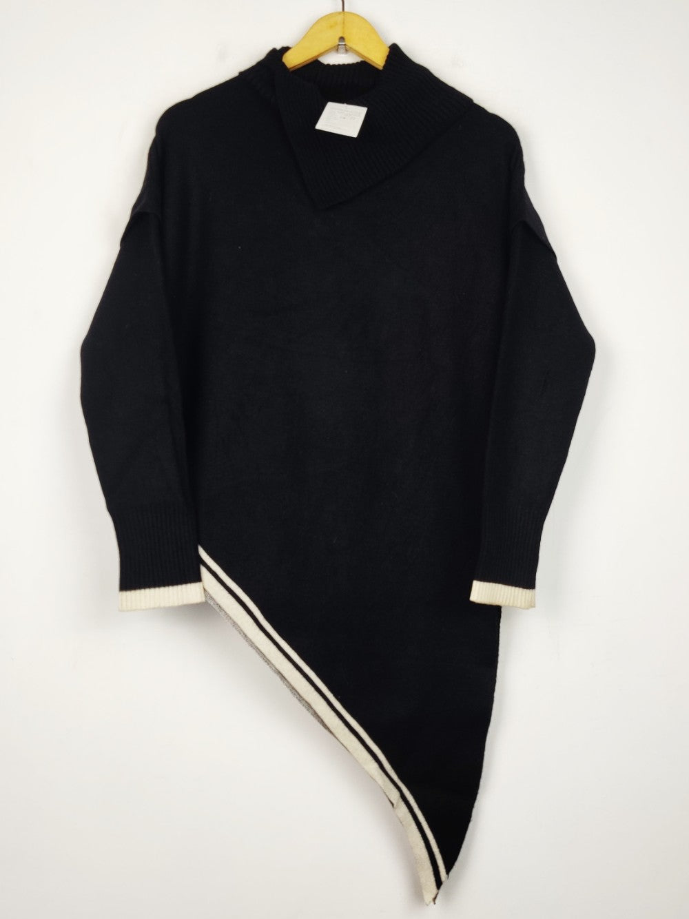 River Island (WT-12614)