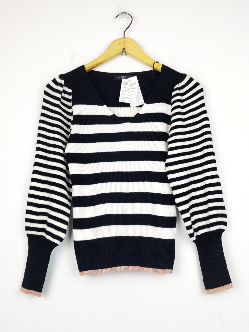 F&F (WT-12744)