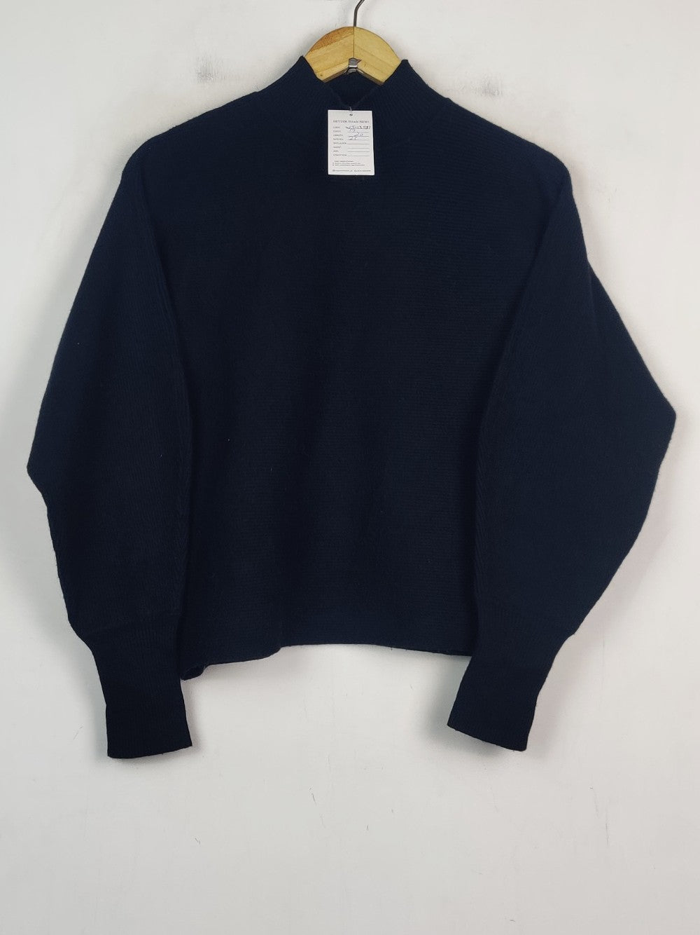 Whistles (WT-13981)