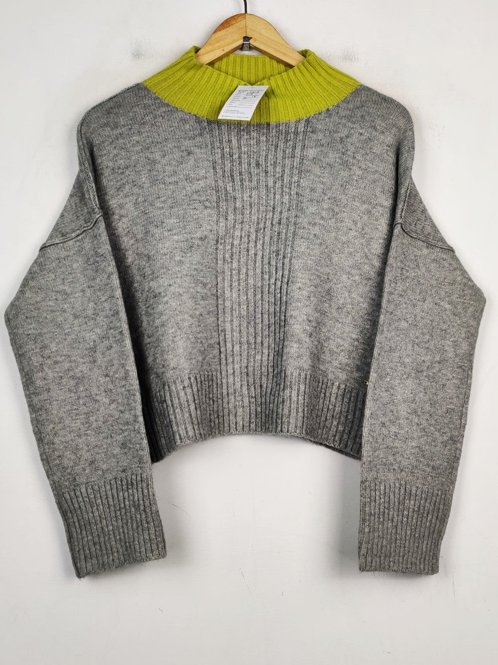 River Island (WT-14109)