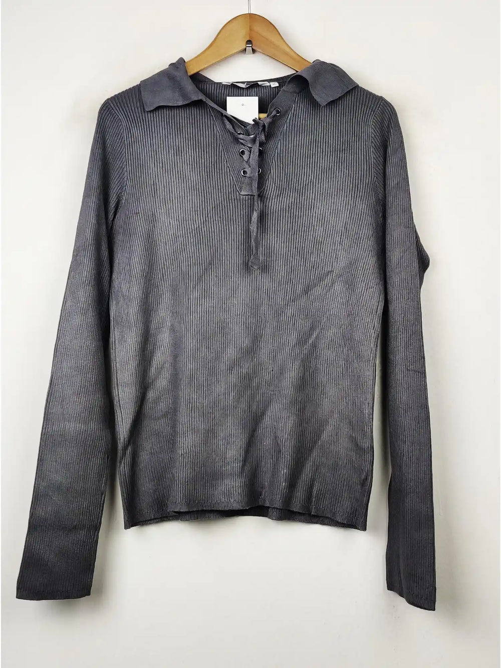 Buy online pre-used pre-loved 100% authentic & Original branded V By Very (WT-3444) available in Pakistan. Top international brands avilable.