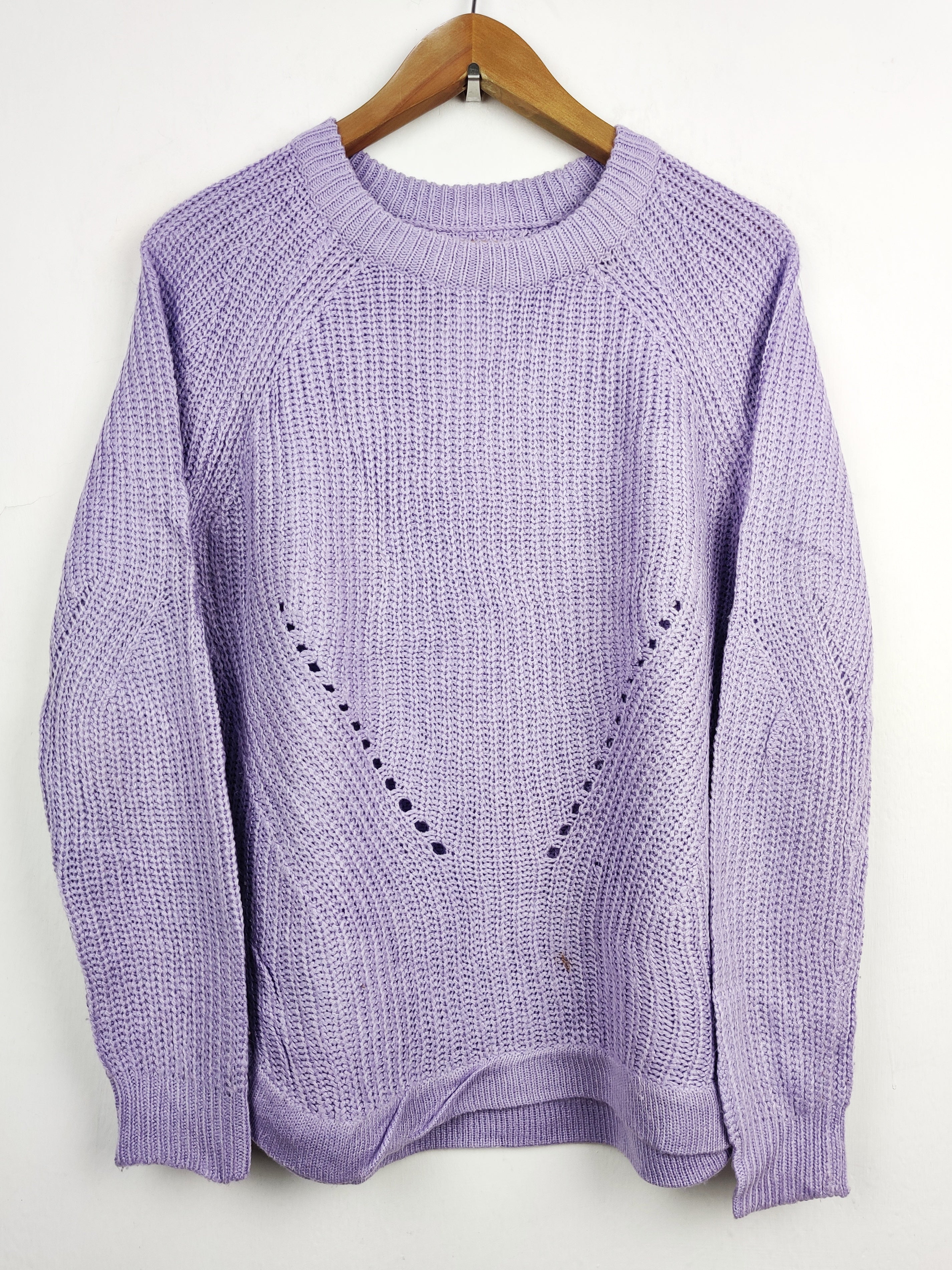 Buy online pre-used pre-loved 100% authentic & Original branded B.Young (WT-4009) available in Pakistan. Top international brands avilable.