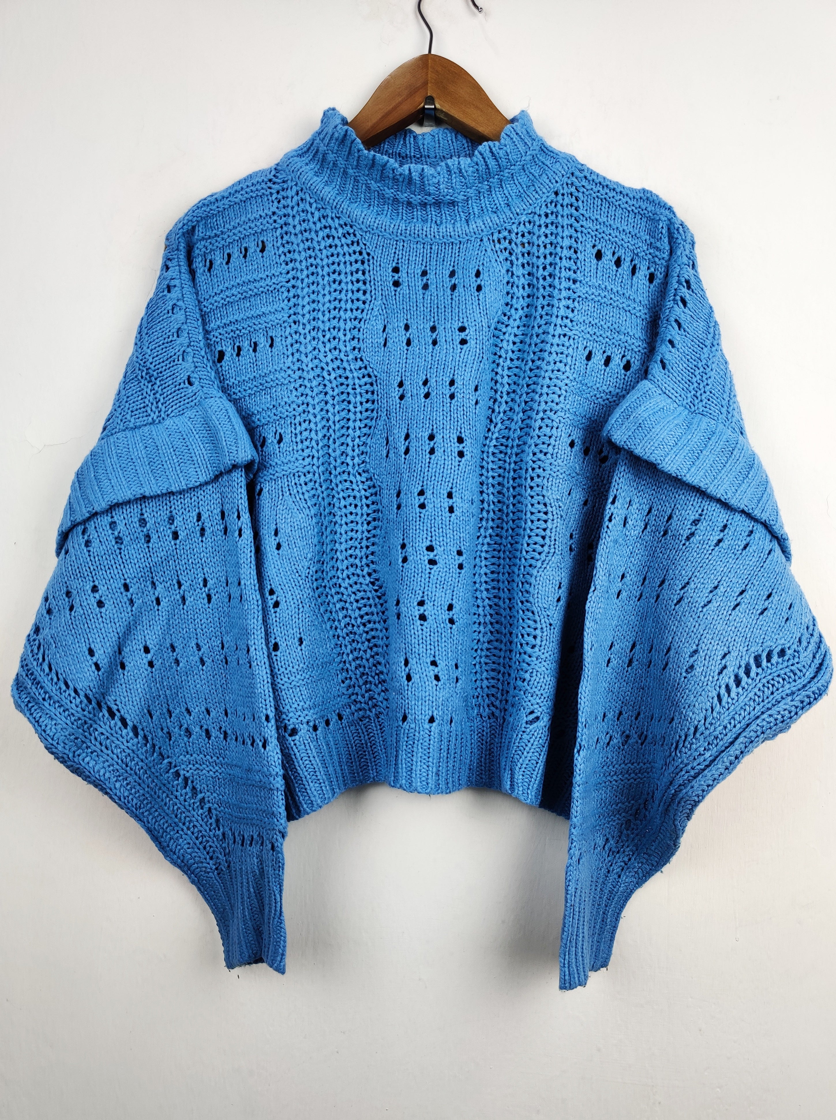 Buy online pre-used pre-loved 100% authentic & Original branded Boohoo (WT-4018) available in Pakistan. Top international brands avilable.