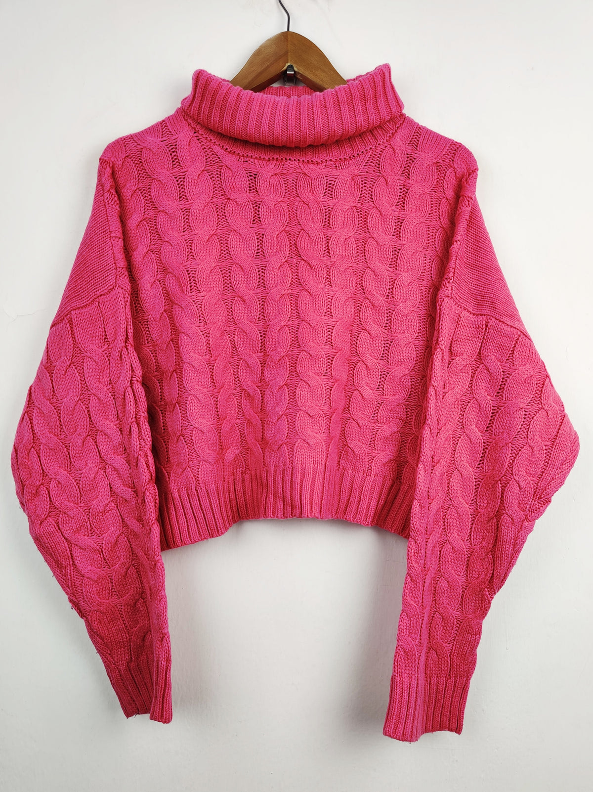 Buy online pre-used pre-loved 100% authentic & Original branded Primark (WT-4070) available in Pakistan. Top international brands avilable.