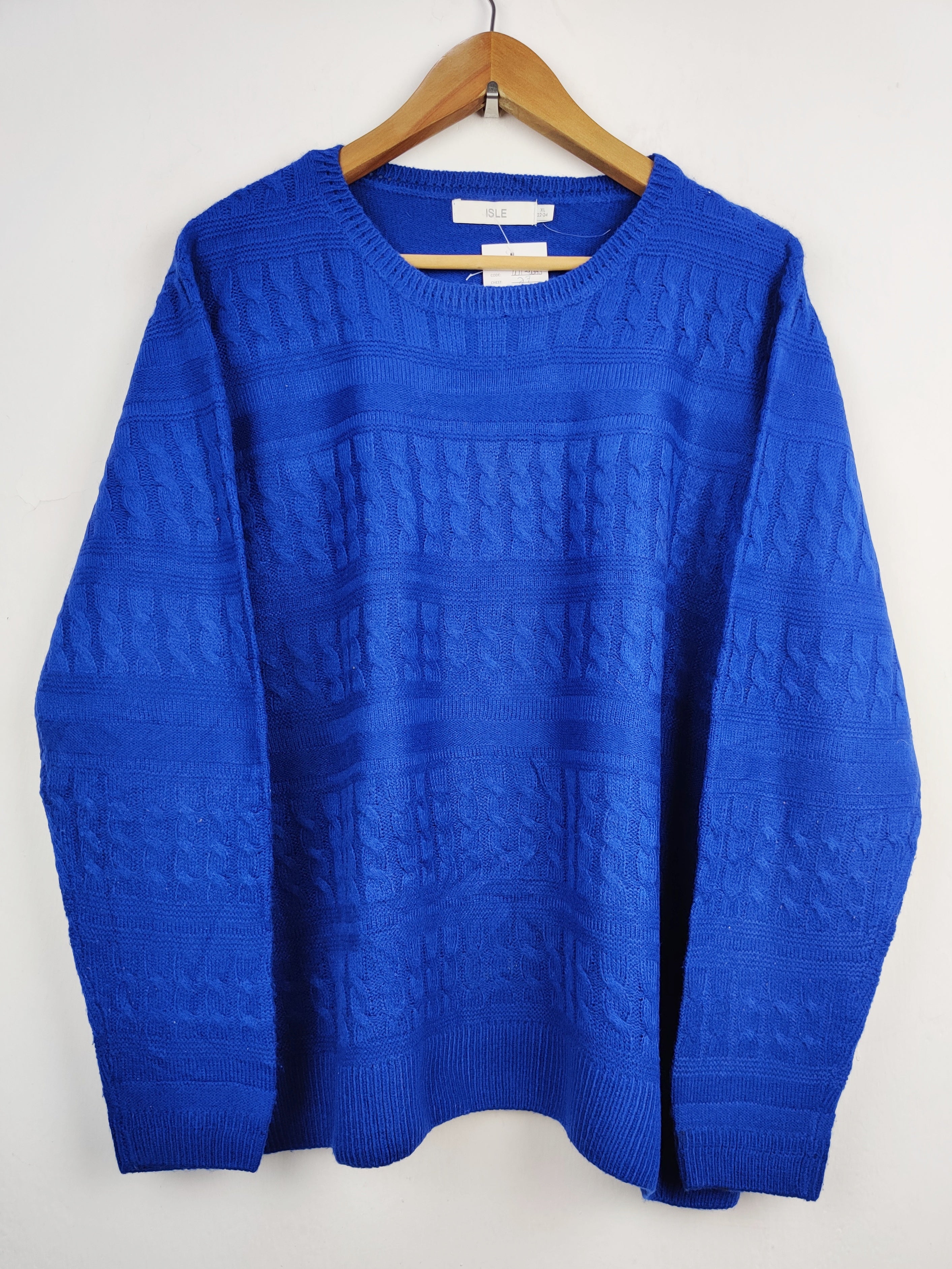 Buy online pre-used pre-loved 100% authentic & Original branded Isle (WT-4085) available in Pakistan. Top international brands avilable.