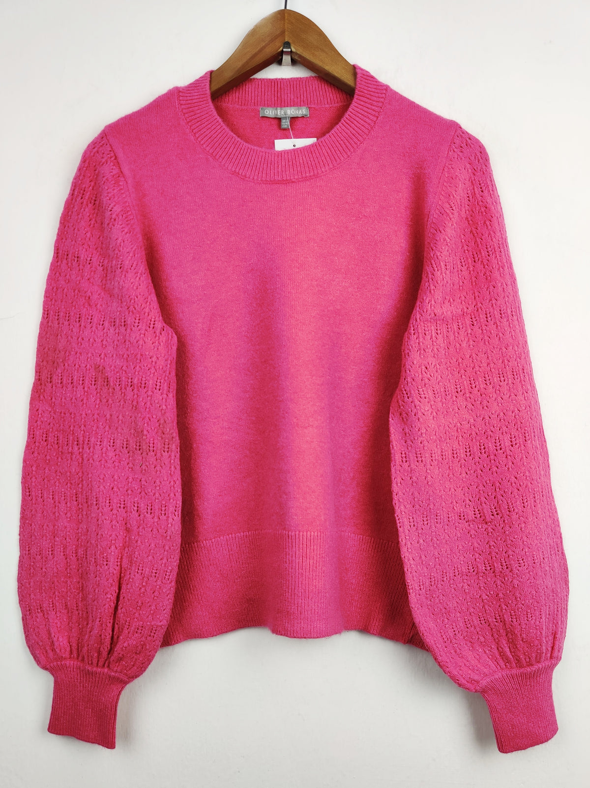 Buy online pre-used pre-loved 100% authentic & Original branded Oliver Bonas (WT-4087) available in Pakistan. Top international brands avilable.