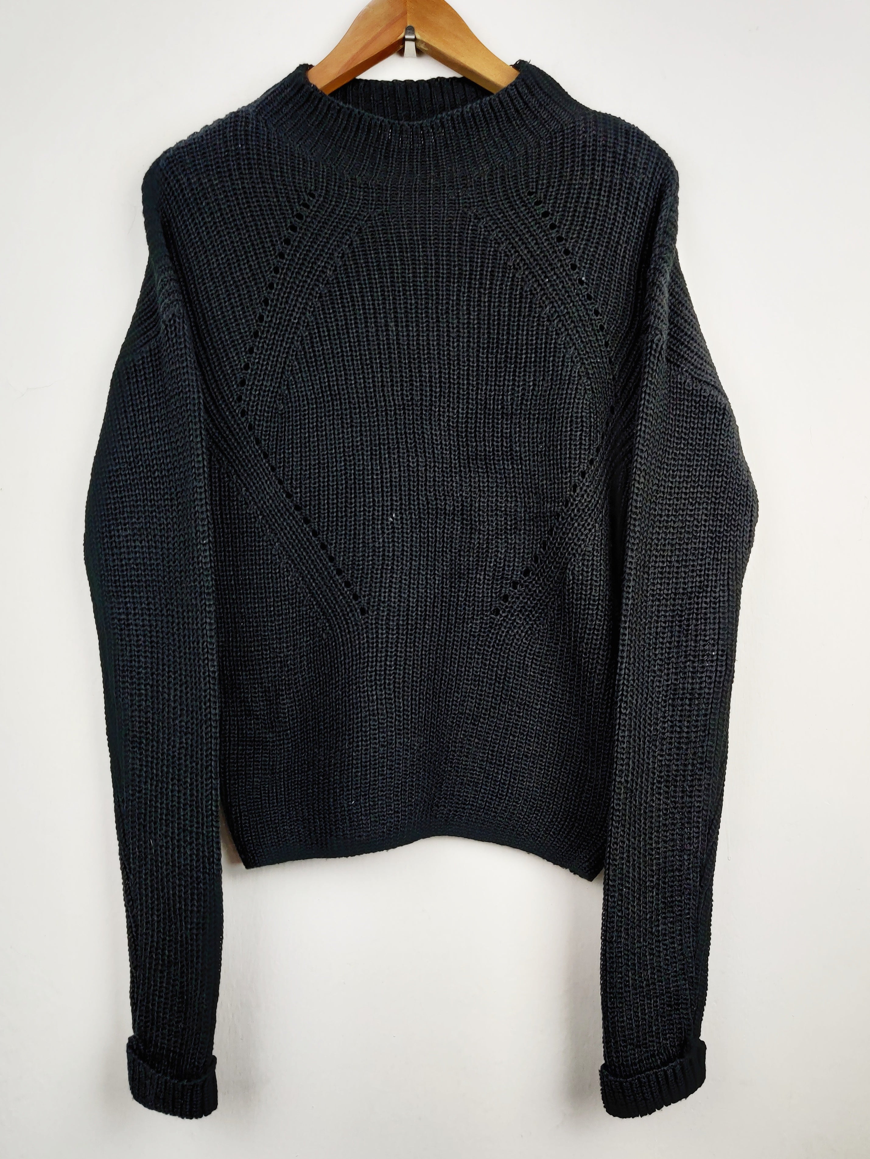 Buy online pre-used pre-loved 100% authentic & Original branded Primark (WT-4099) available in Pakistan. Top international brands avilable.