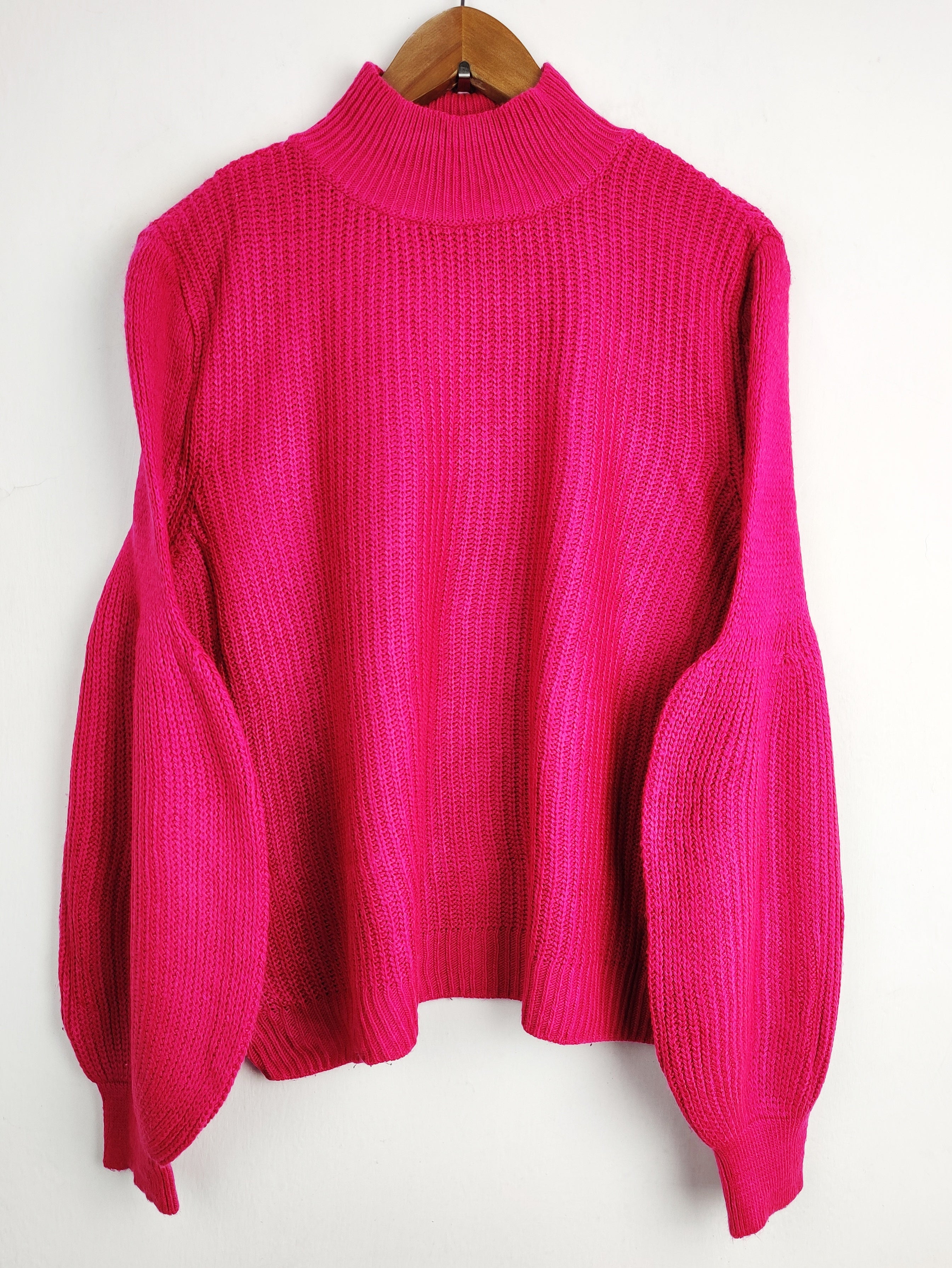 Buy online pre-used pre-loved 100% authentic & Original branded Primark (WT-4148) available in Pakistan. Top international brands avilable.