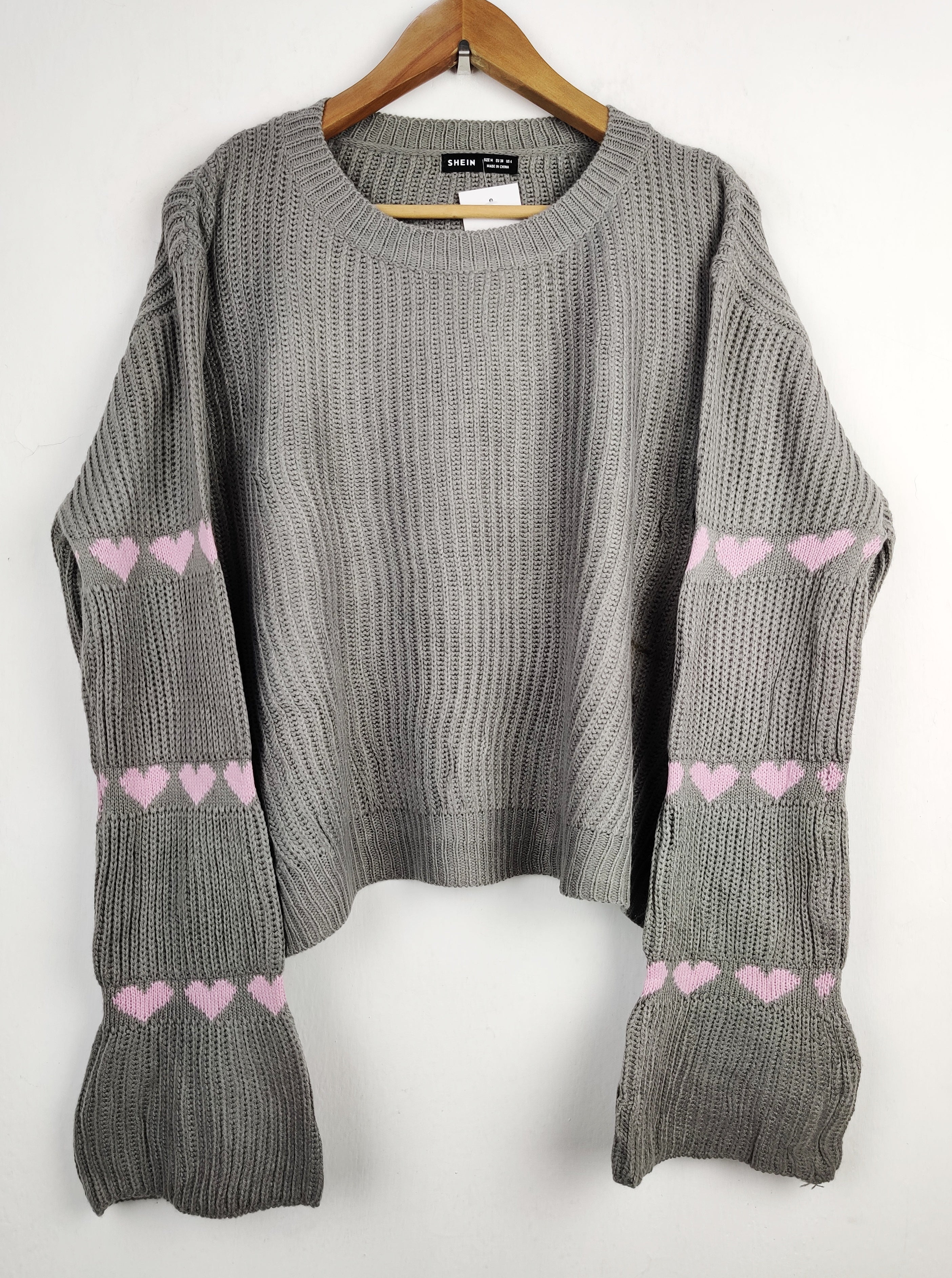 Buy online pre-used pre-loved 100% authentic & Original branded Shein (WT-4171) available in Pakistan. Top international brands avilable.
