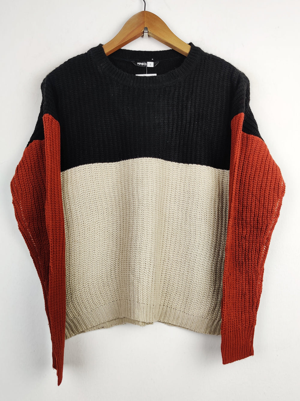 Buy online pre-used pre-loved 100% authentic & Original branded Pep & Co (WT-4175) available in Pakistan. Top international brands avilable.