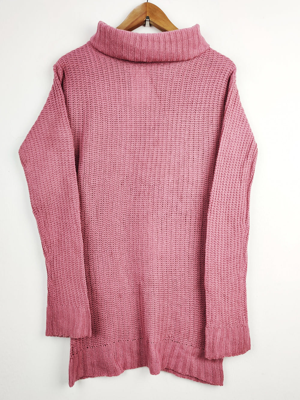 Buy online pre-used pre-loved 100% authentic & Original branded Boohoo (WT-4194) available in Pakistan. Top international brands avilable.