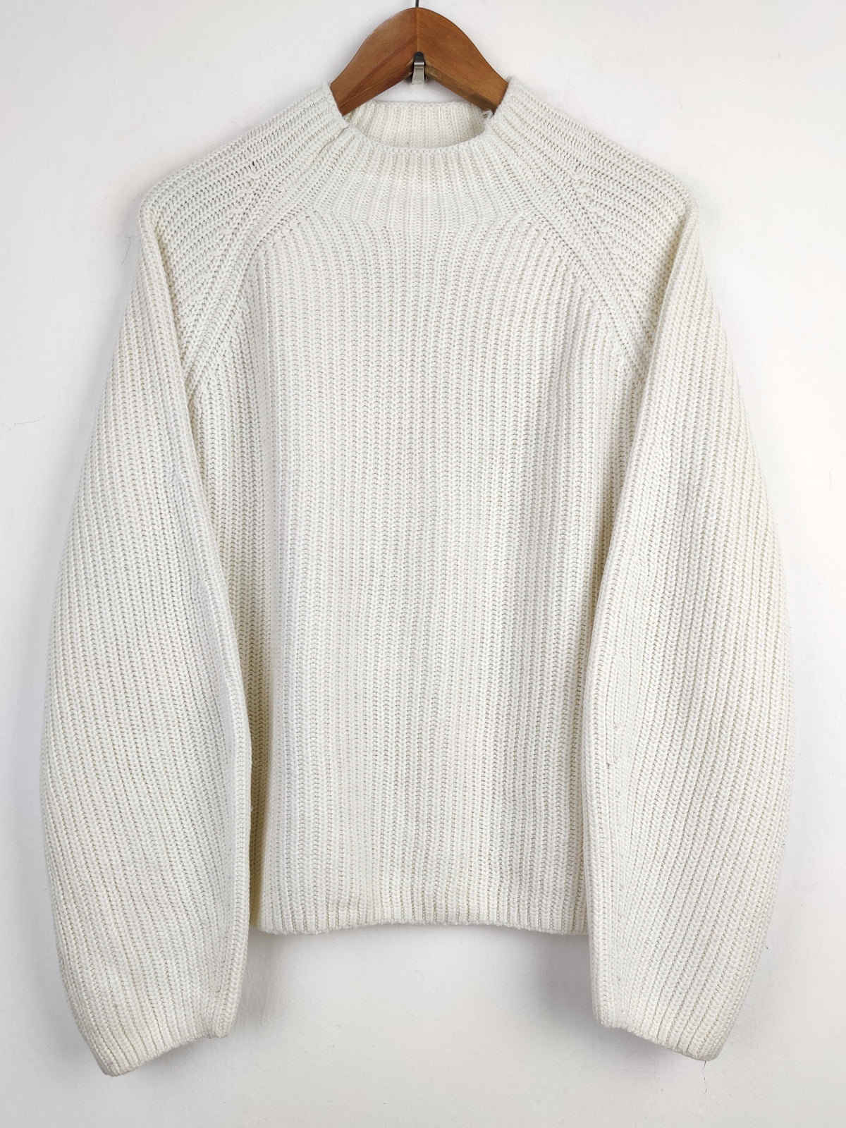 Buy online pre-used pre-loved 100% authentic & Original branded Vero Moda (WT-4208) available in Pakistan. Top international brands avilable.