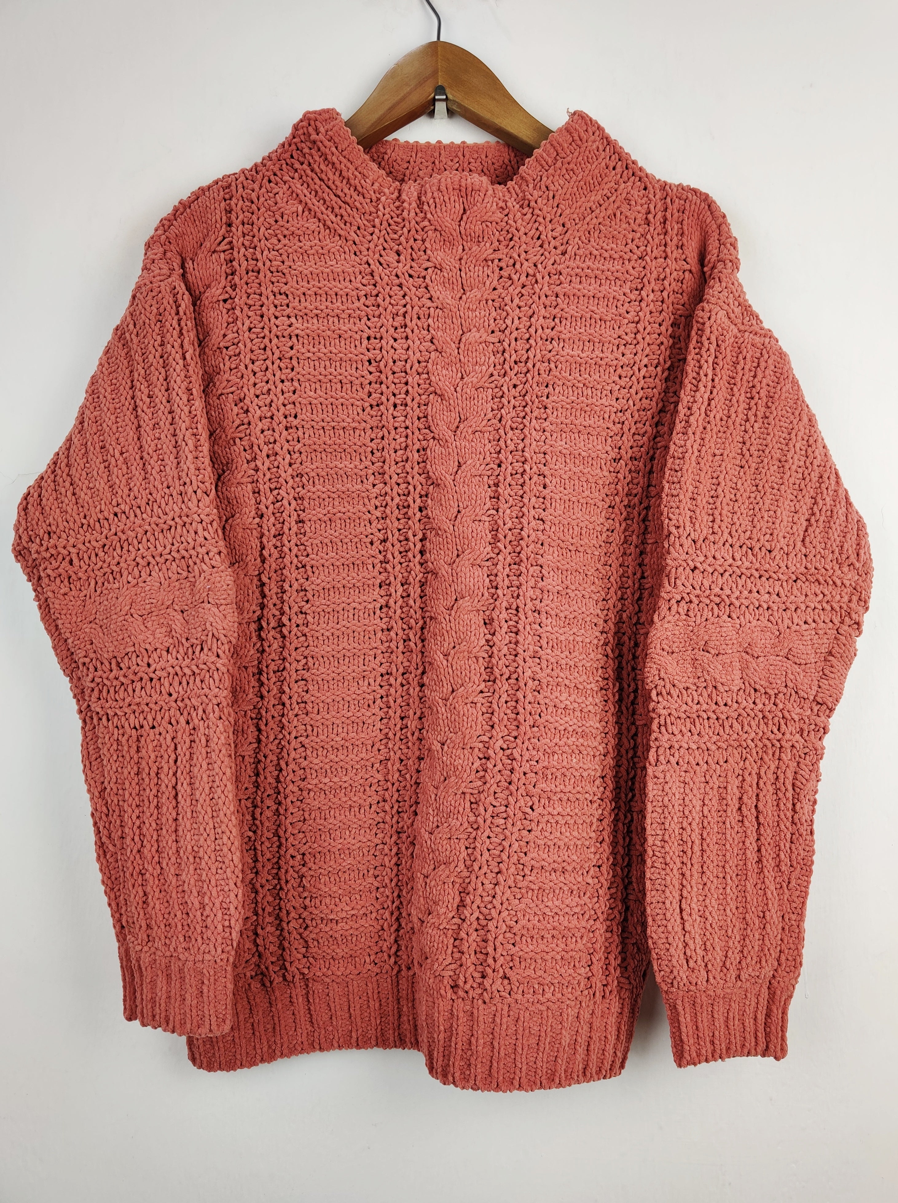 Buy online pre-used pre-loved 100% authentic & Original branded Gallery (WT-4250) available in Pakistan. Top international brands avilable.