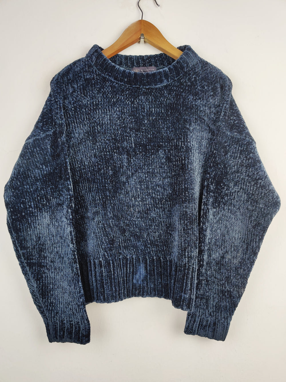 Buy online pre-used pre-loved 100% authentic & Original branded Marks & Spencer (WT-4251) available in Pakistan. Top international brands avilable.