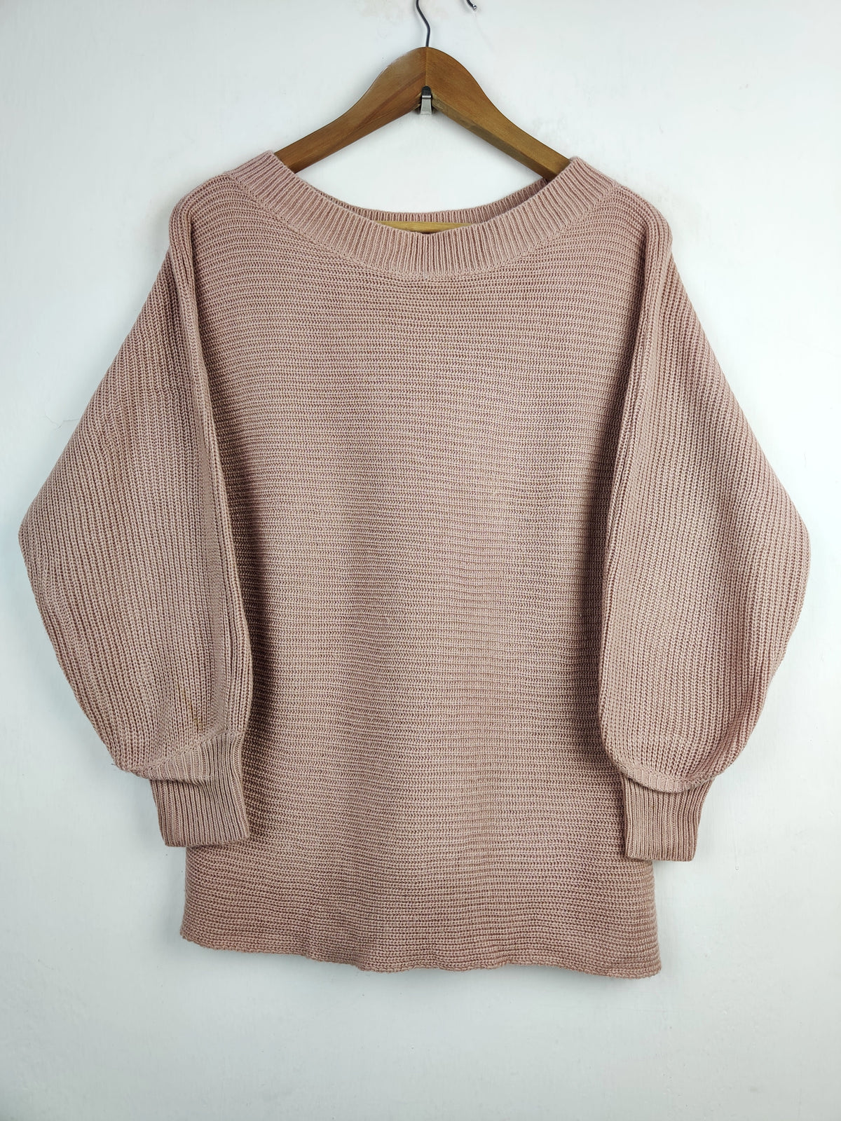 Buy online pre-used pre-loved 100% authentic & Original branded Shein (WT-4271) available in Pakistan. Top international brands avilable.