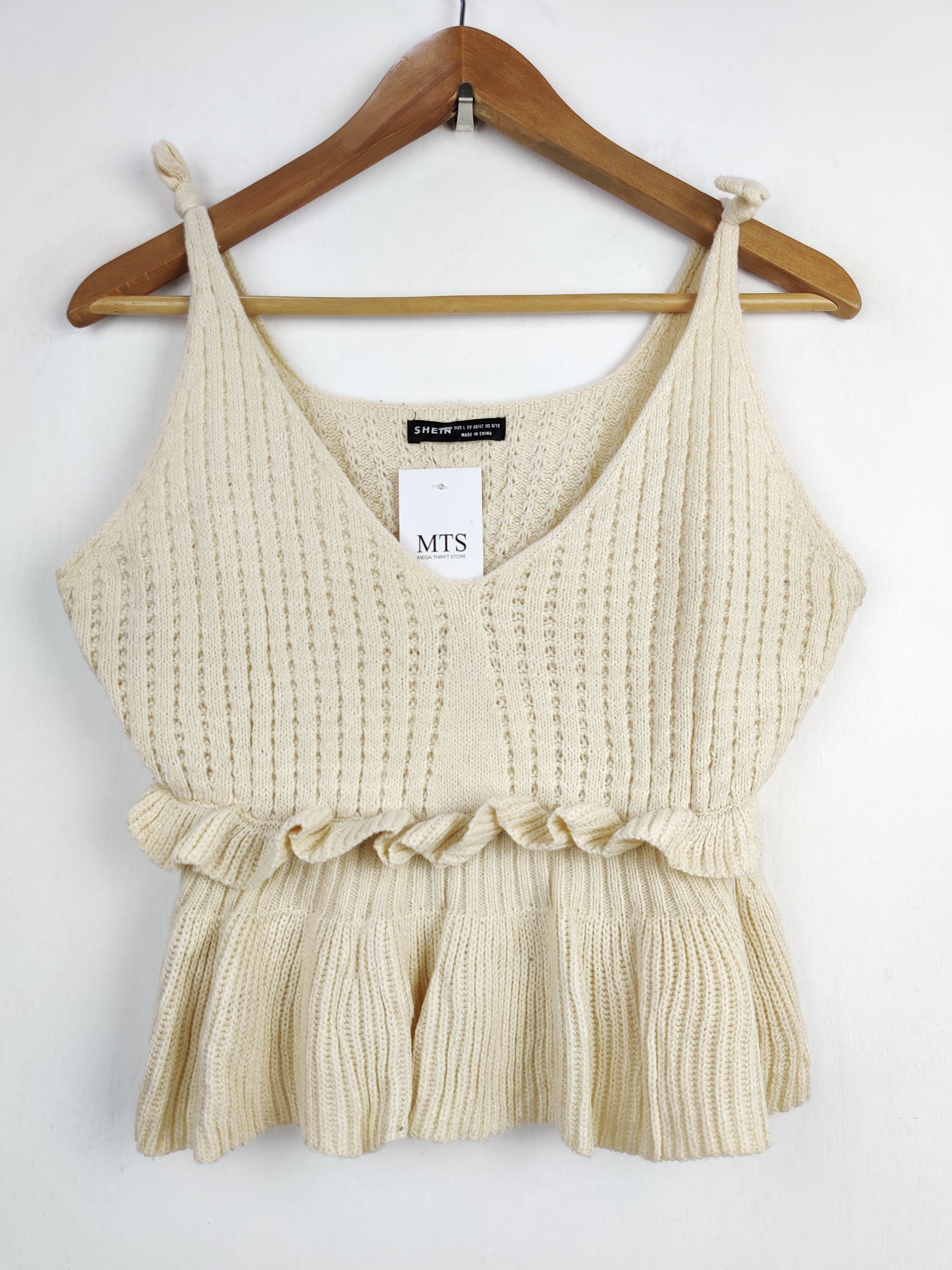 Buy online pre-used pre-loved 100% authentic & Original branded Shein (WT-4285) available in Pakistan. Top international brands avilable.