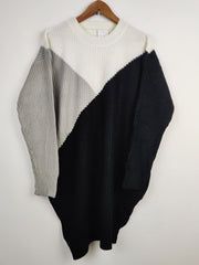 Buy online pre-used pre-loved 100% authentic & Original branded Shein (WT-4286) available in Pakistan. Top international brands avilable.