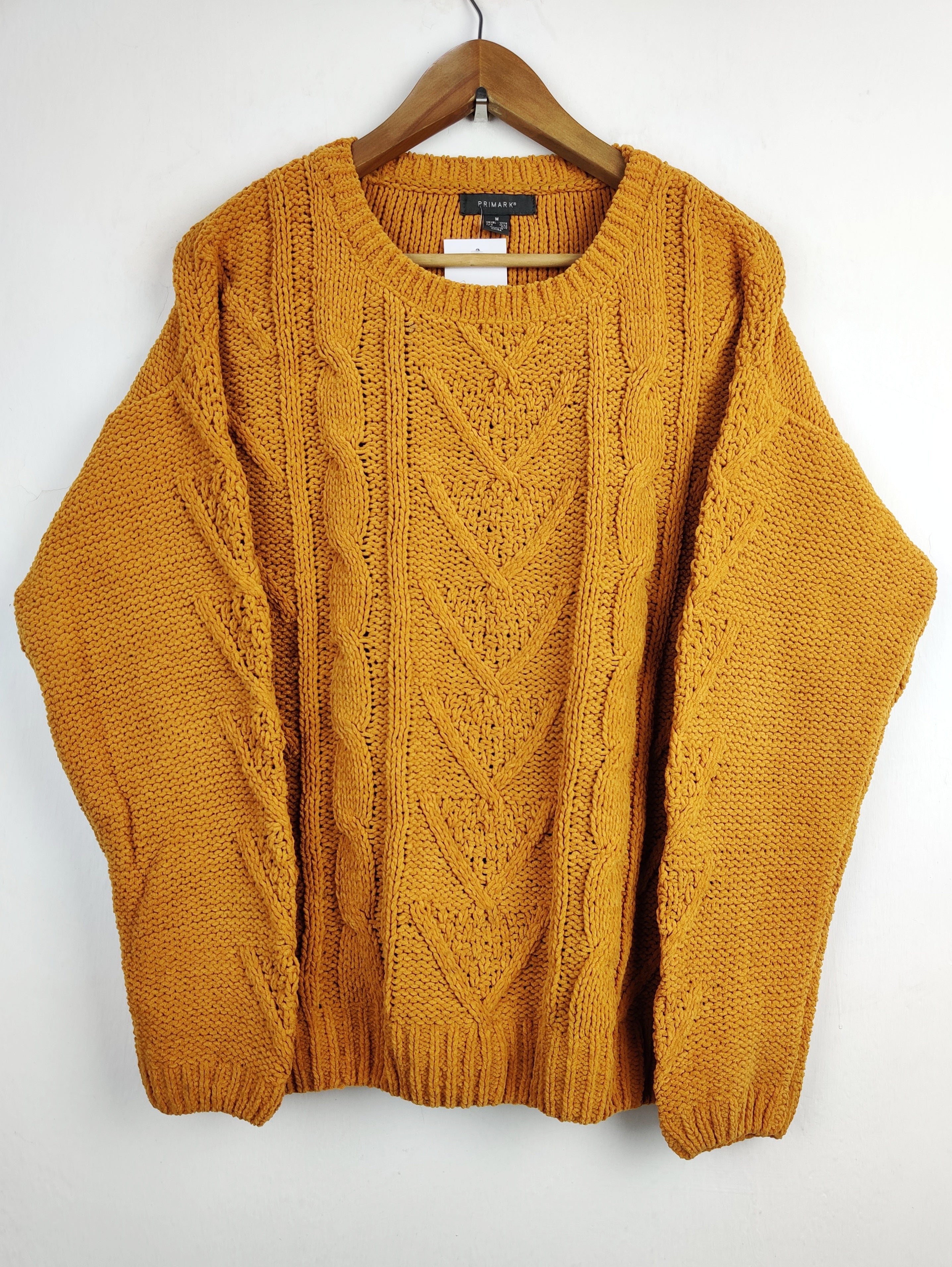 Buy online pre-used pre-loved 100% authentic & Original branded Primark (WT-4303) available in Pakistan. Top international brands avilable.