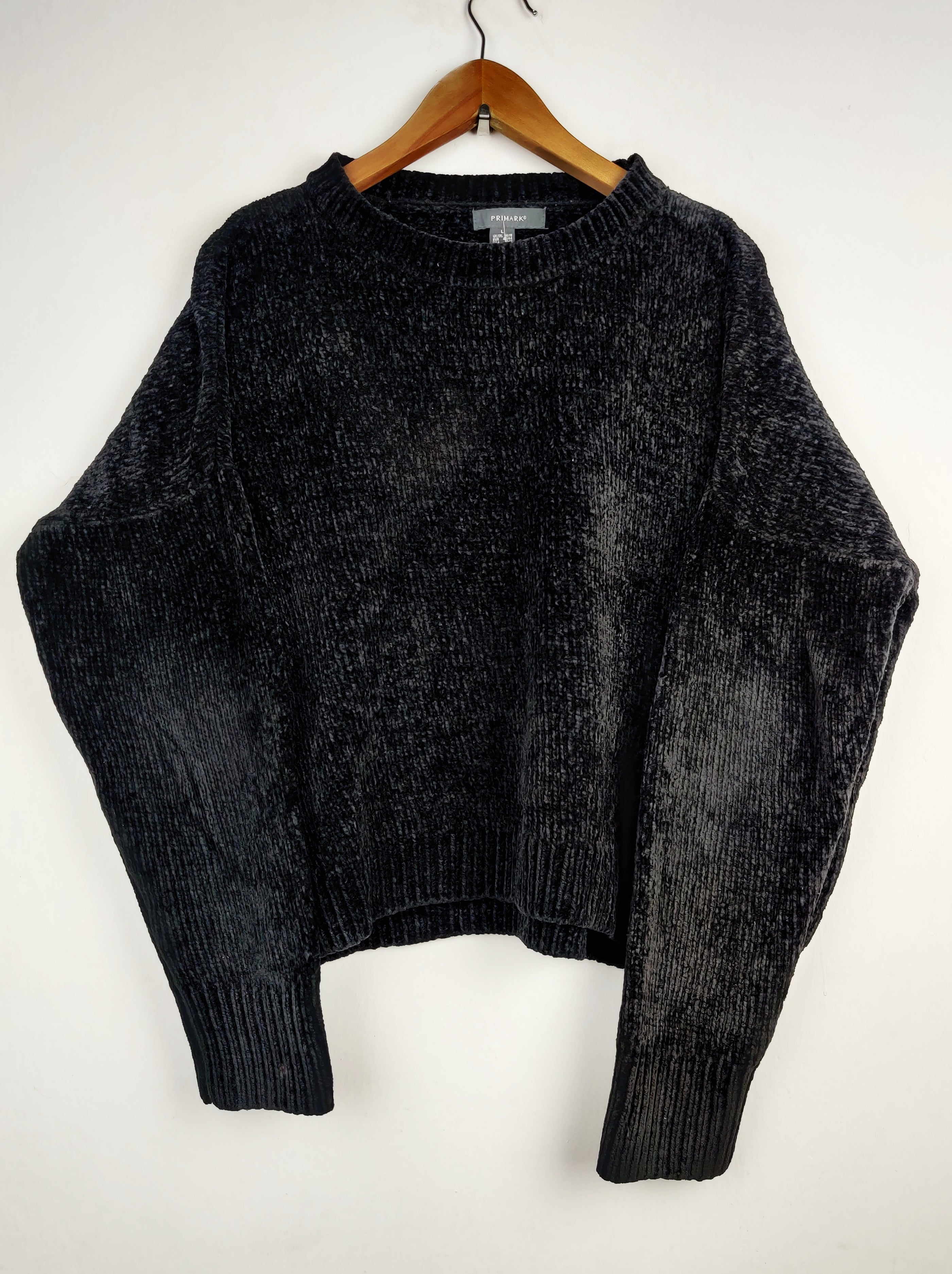 Buy online pre-used pre-loved 100% authentic & Original branded Primark (WT-4307) available in Pakistan. Top international brands avilable.
