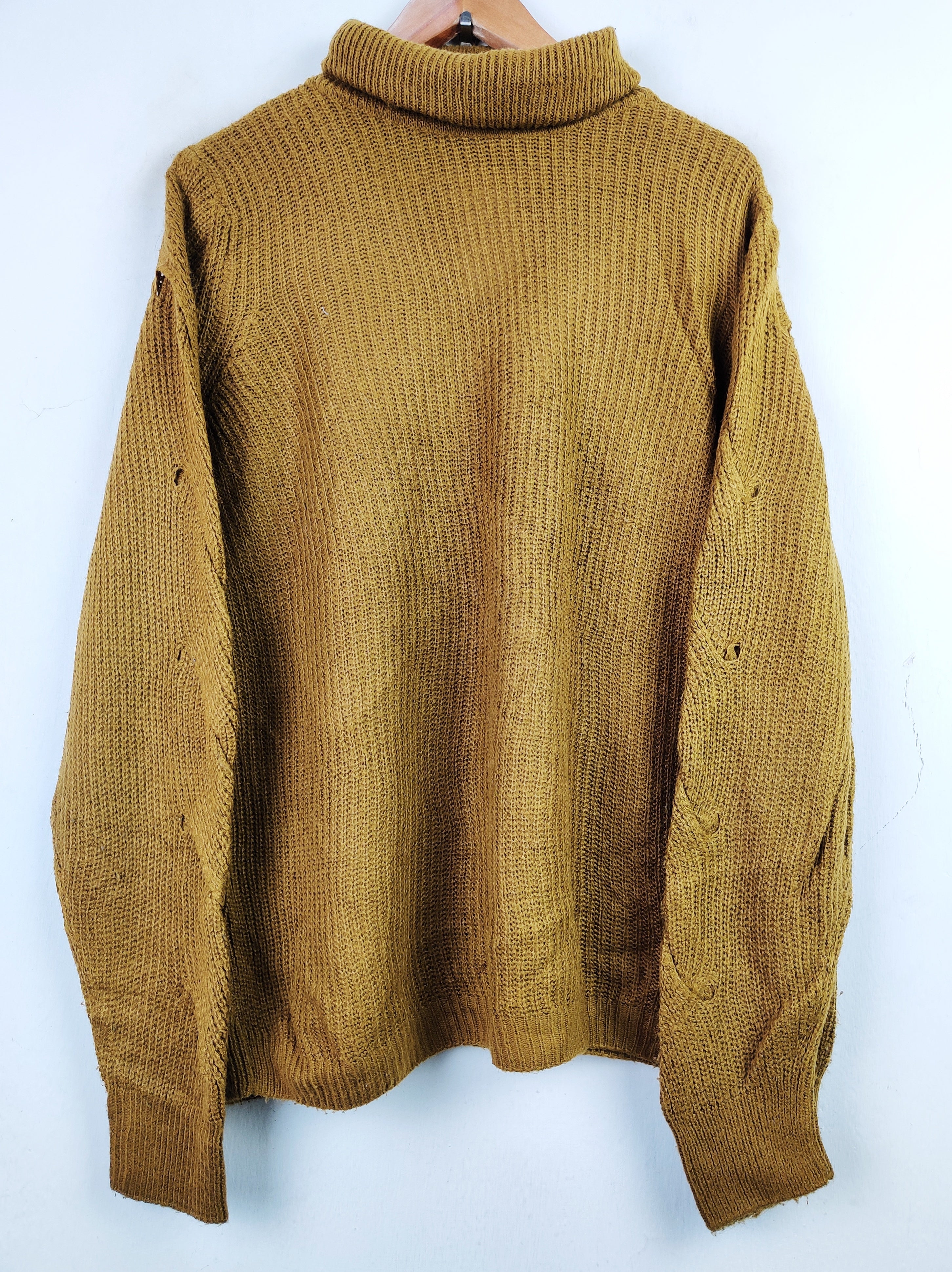 Buy online pre-used pre-loved 100% authentic & Original branded Marks & Spencer (WT-4345) available in Pakistan. Top international brands avilable.