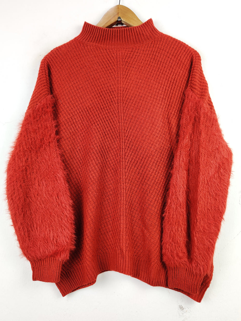 Buy online pre-used pre-loved 100% authentic & Original branded Primark (WT-4365) available in Pakistan. Top international brands avilable.