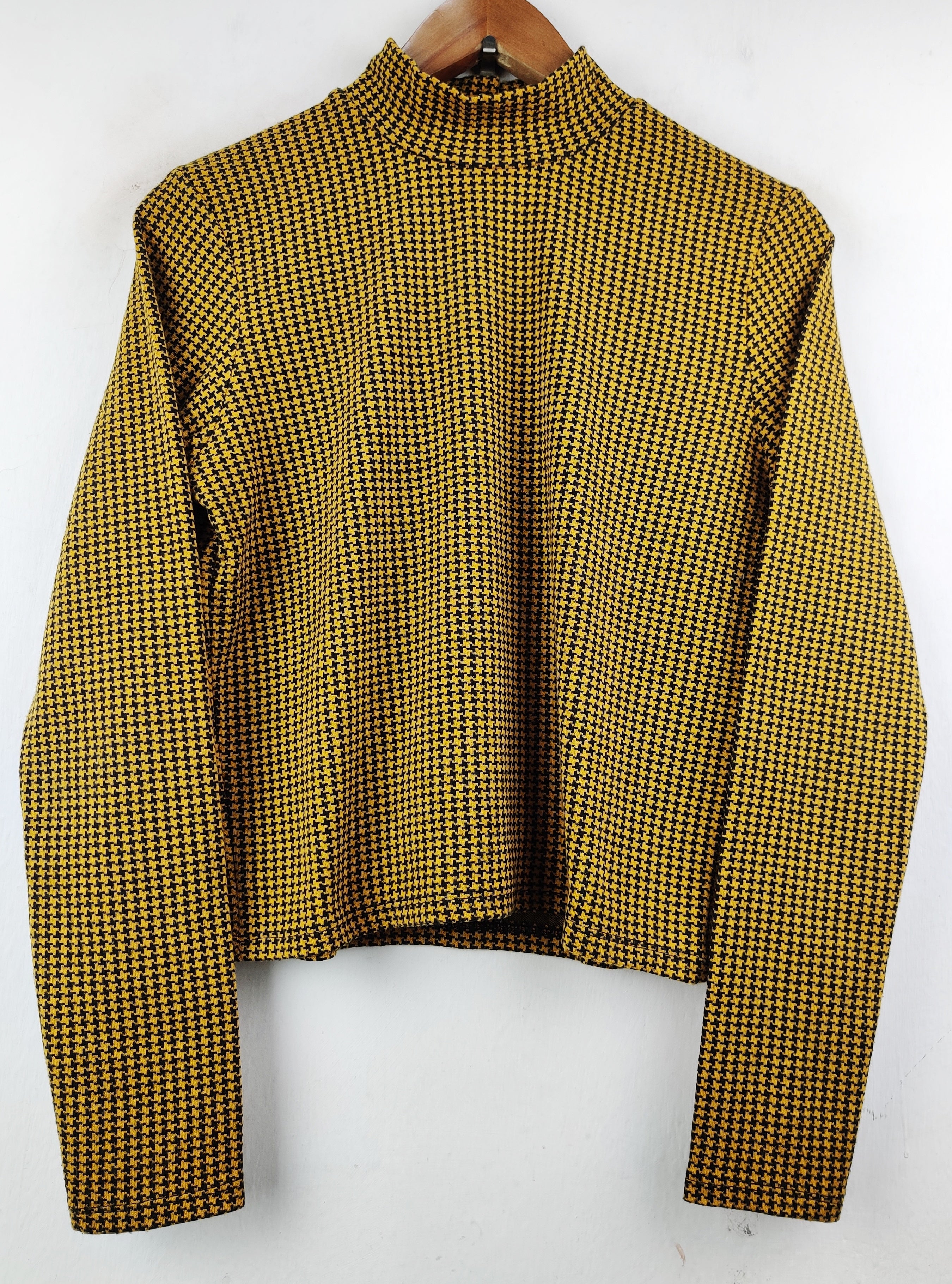 Buy online pre-used pre-loved 100% authentic & Original branded Primark (WT-4386) available in Pakistan. Top international brands avilable.