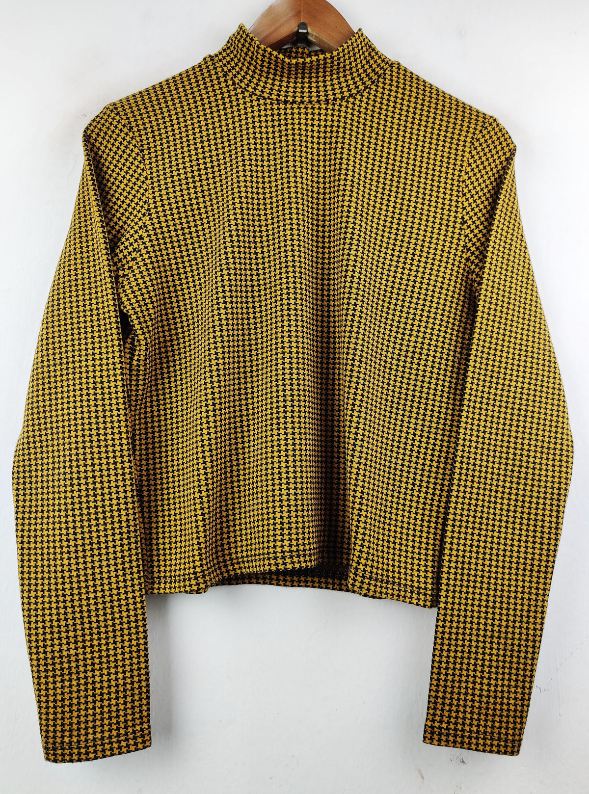 Buy online pre-used pre-loved 100% authentic & Original branded Primark (WT-4386) available in Pakistan. Top international brands avilable.