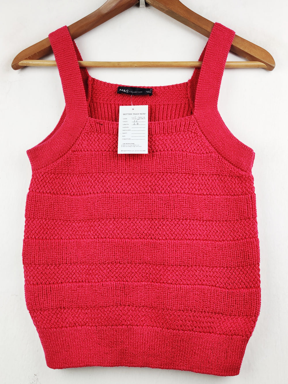 Buy online pre-used pre-loved 100% authentic & Original branded Marks & Spencer (WT-4429) available in Pakistan. Top international brands avilable.