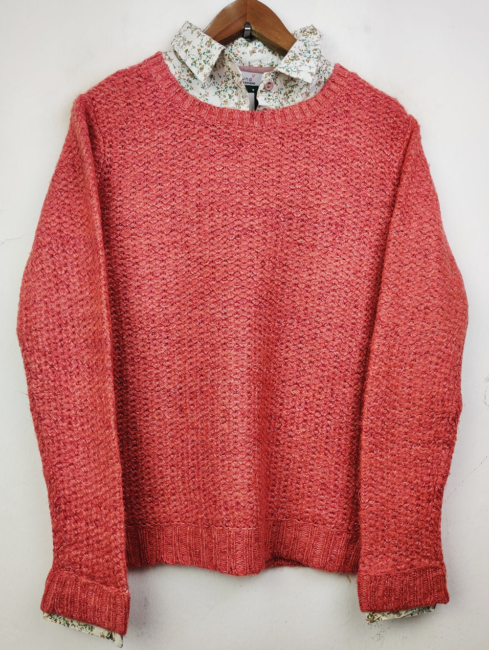 Buy online pre-used pre-loved 100% authentic & Original branded Marks & Spencer (WT-4460) available in Pakistan. Top international brands avilable.