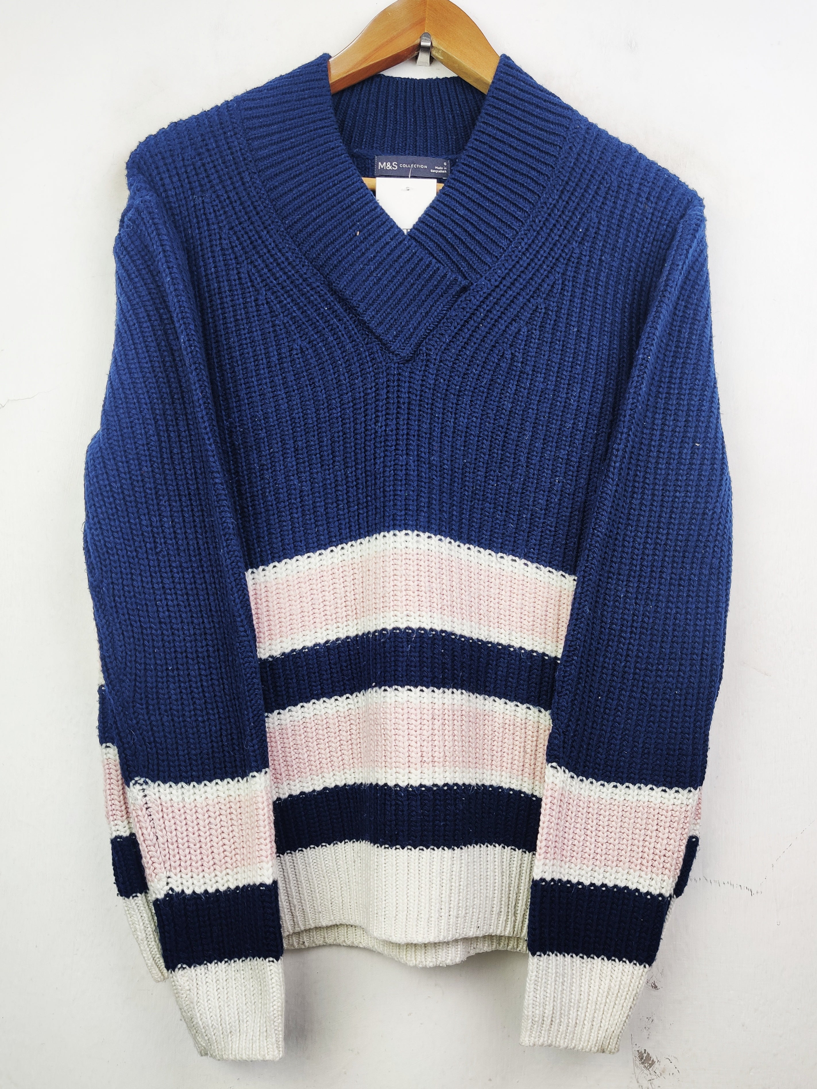 Buy online pre-used pre-loved 100% authentic & Original branded Marks & Spencer (WT-4488) available in Pakistan. Top international brands avilable.