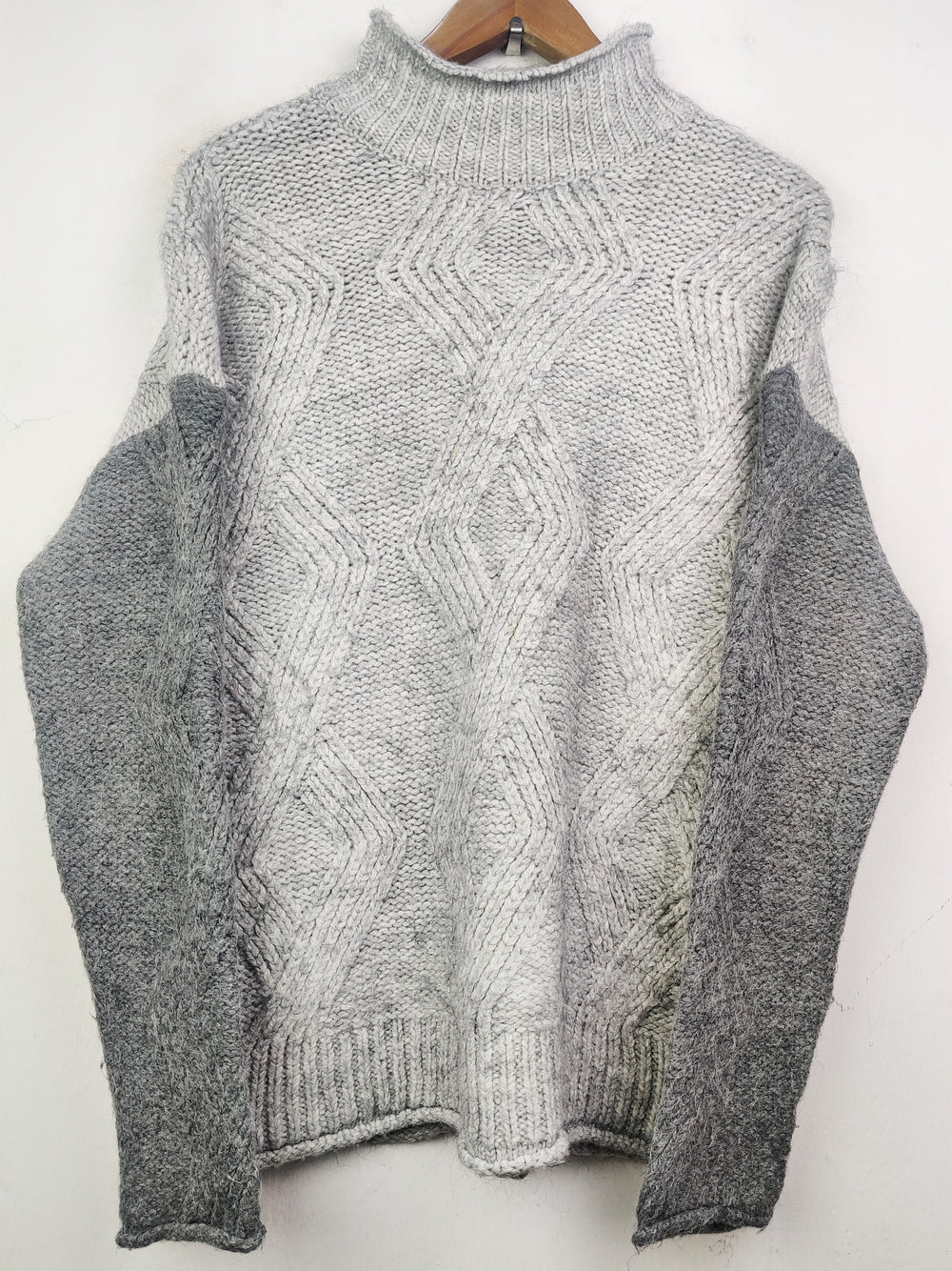 Buy online pre-used pre-loved 100% authentic & Original branded Marks & Spencer (WT-4492) available in Pakistan. Top international brands avilable.