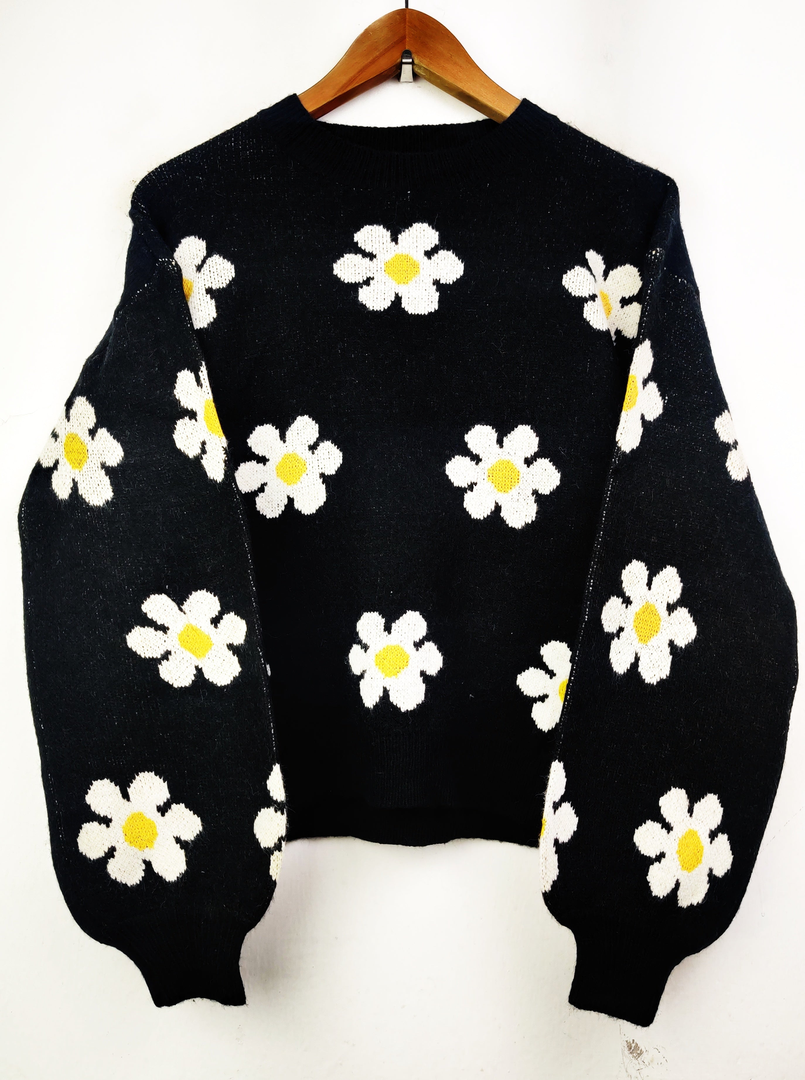 Buy online pre-used pre-loved 100% authentic & Original branded Shein (WT-4496) available in Pakistan. Top international brands avilable.