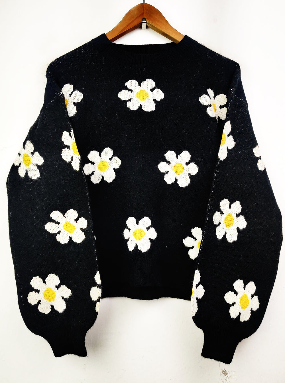 Buy online pre-used pre-loved 100% authentic & Original branded Shein (WT-4496) available in Pakistan. Top international brands avilable.