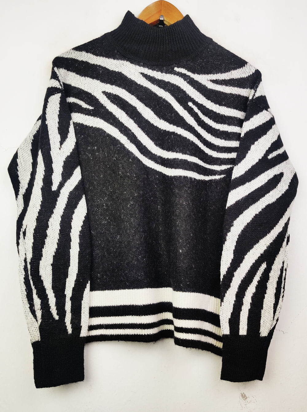 Buy online pre-used pre-loved 100% authentic & Original branded Next (WT-4511) available in Pakistan. Top international brands avilable.